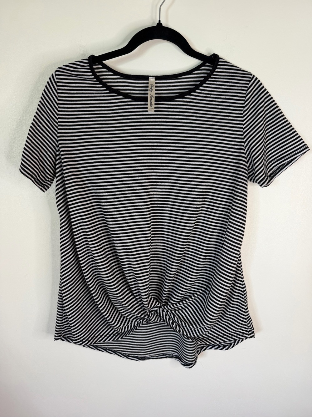 Simply Irresistible Black & White Striped Knot Front Short Sleeve Tee size M